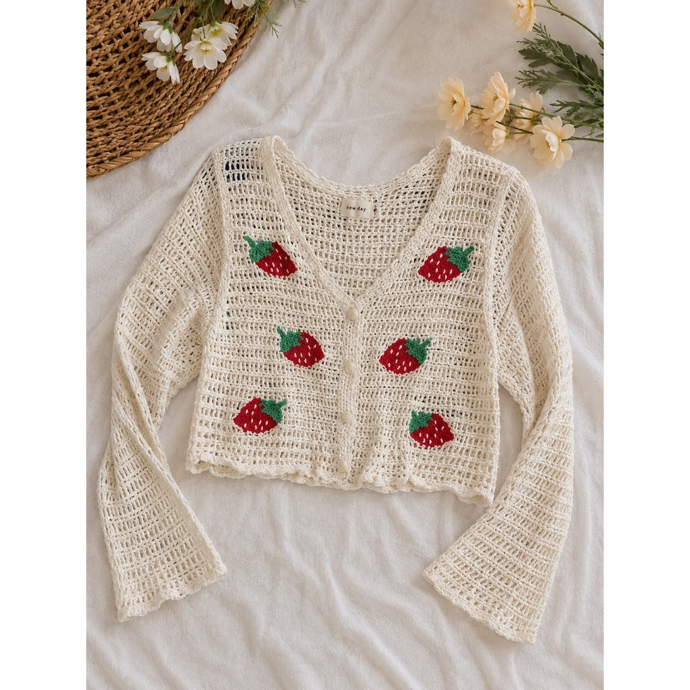 WoWo Cream Cotton Crochet Strawberry Embroidered Cropped Cardigan Sweater Small